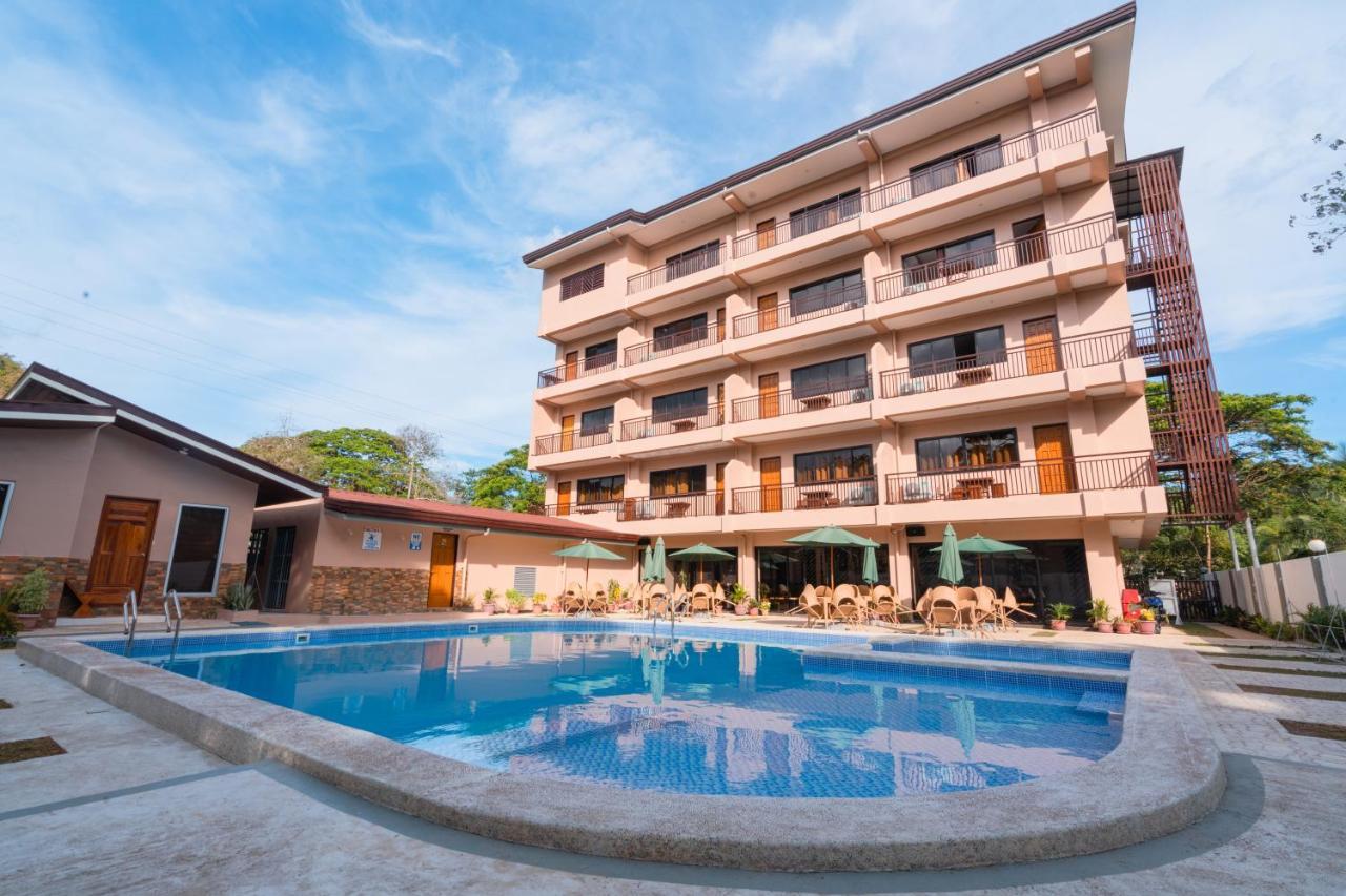 Island Wanderers Inn Coron Exterior photo